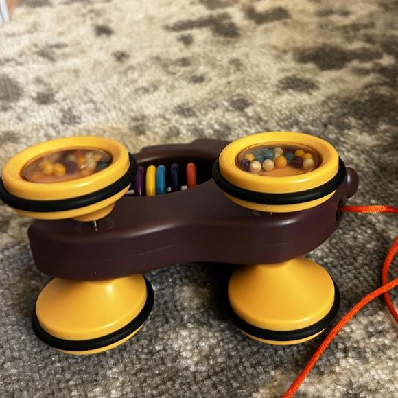 Kiddos Pull Along Brown Hedgehog - Picture 2 of 2